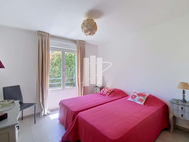 Appartement Saint-Raphaël - 2 chambres - 74m²