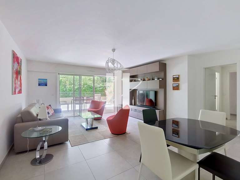 Appartement Saint-Raphaël - 2 chambres - 74m²