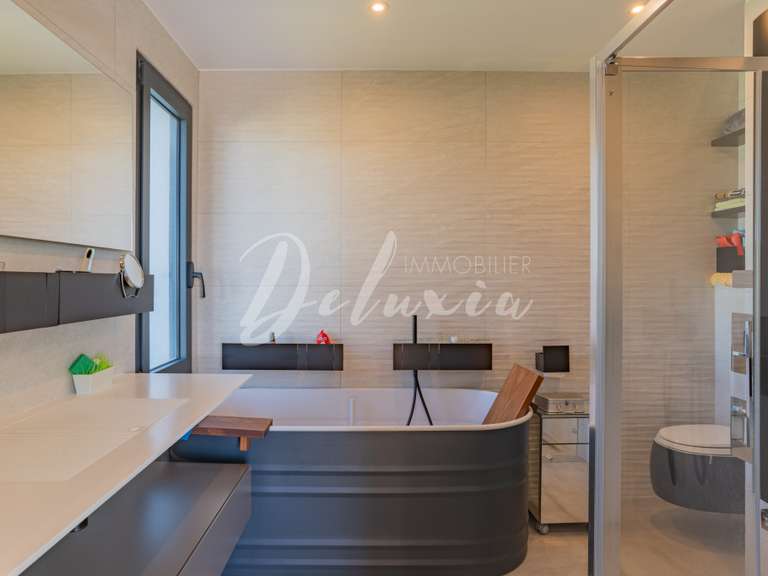 Apartment with Sea view Saint-Raphaël - 2 bedrooms - 119m²