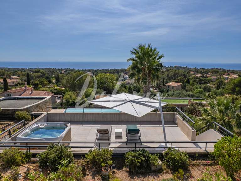 Apartment with Sea view Saint-Raphaël - 2 bedrooms - 119m²