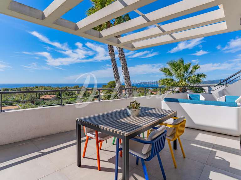 Apartment with Sea view Saint-Raphaël - 2 bedrooms - 119m²