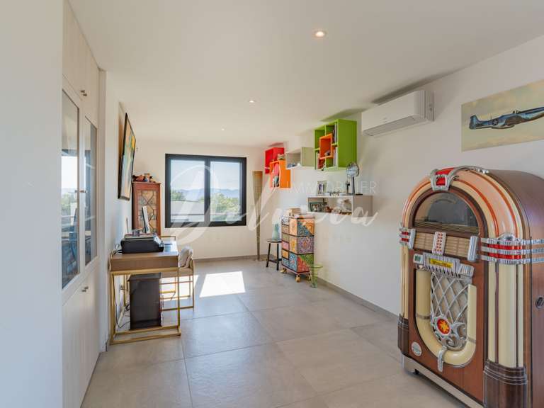 Apartment with Sea view Saint-Raphaël - 2 bedrooms - 119m²