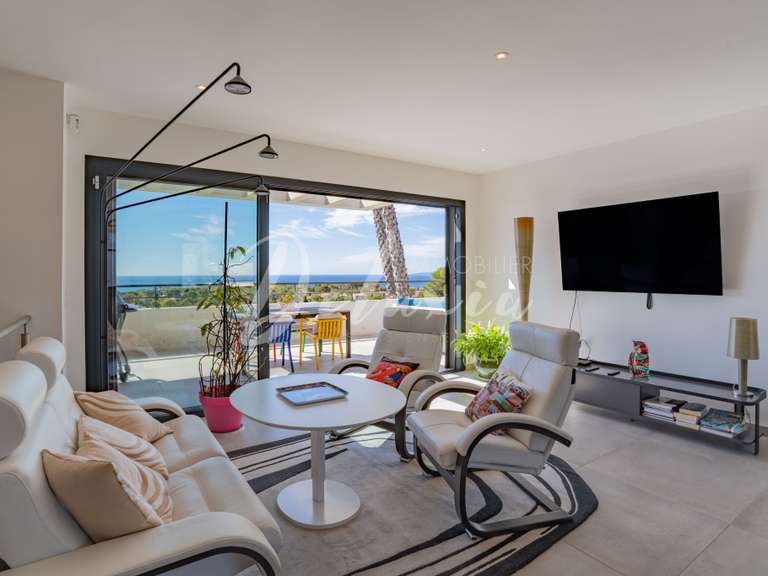 Apartment with Sea view Saint-Raphaël - 2 bedrooms - 119m²