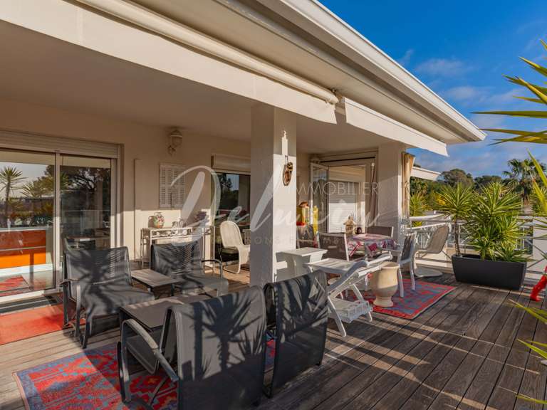 Appartement Saint-Raphaël - 2 chambres - 92m²