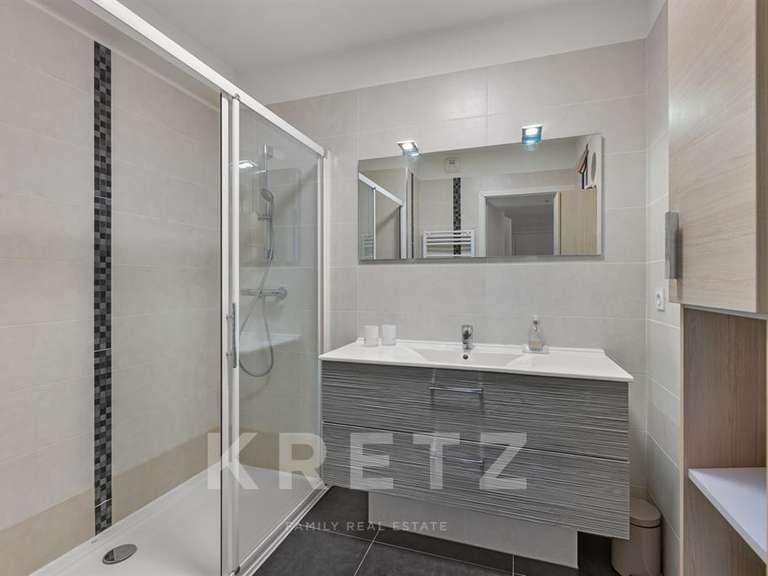 Apartment Saint-Raphaël - 3 bedrooms - 125m²