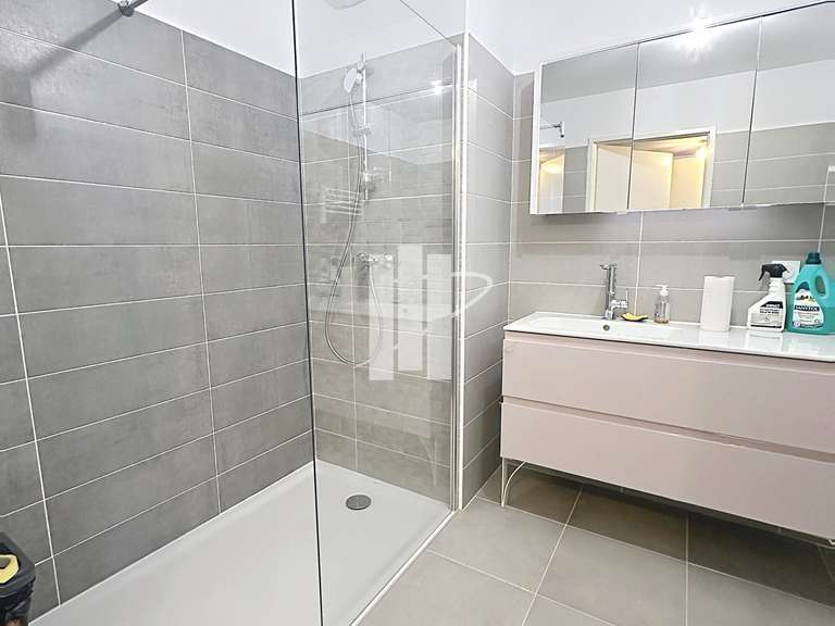 Appartement Saint-Raphaël - 2 chambres - 81m²