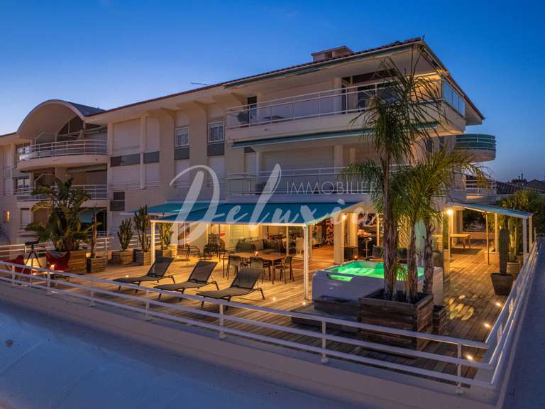 Appartement avec Vue sur mer Saint-Raphaël - 3 chambres - 115m²