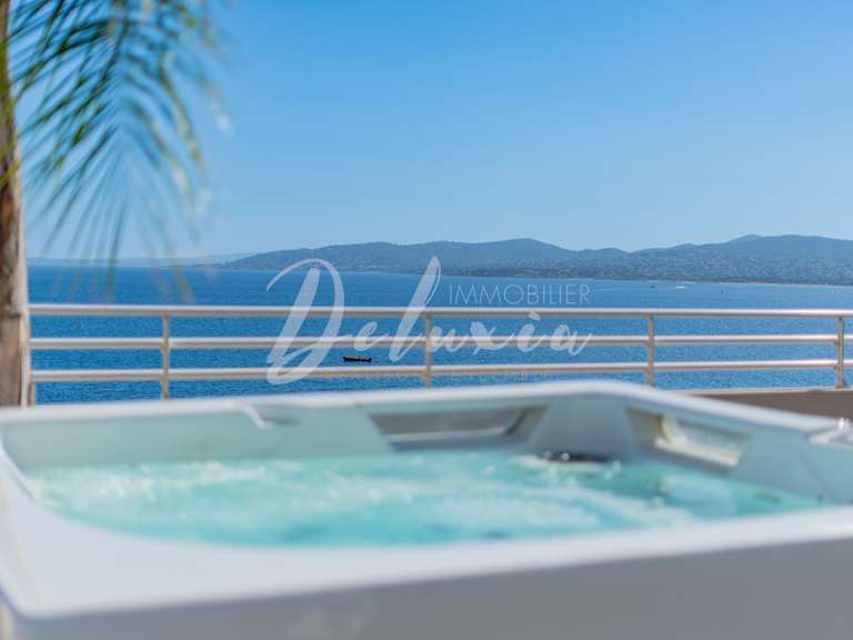Appartement avec Vue sur mer Saint-Raphaël - 3 chambres - 115m²