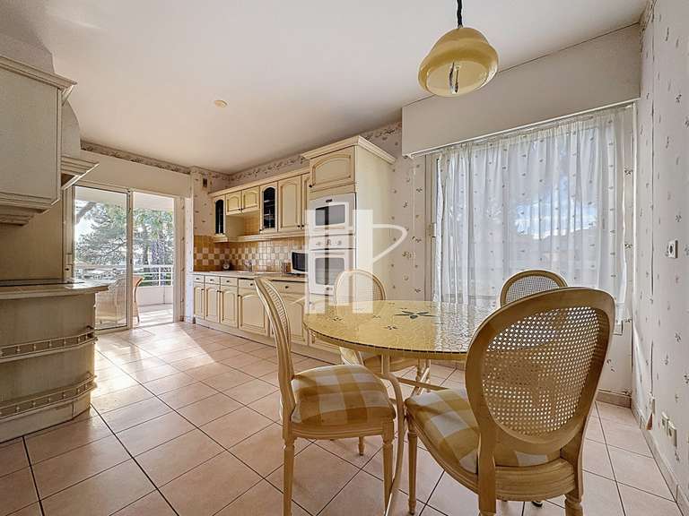 Apartment Saint-Raphaël - 3 bedrooms - 138m²