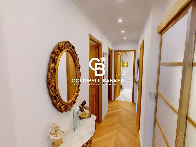 Appartement Saint-Raphaël - 3 chambres - 152m²