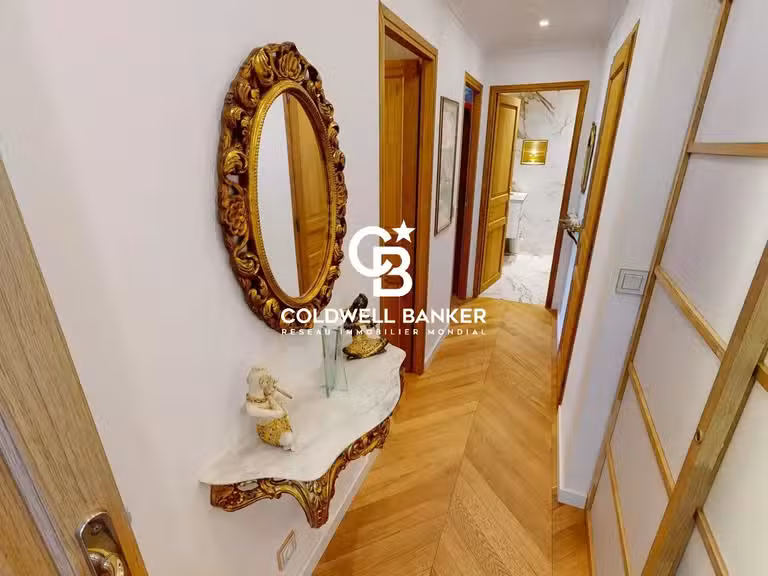 Appartement Saint-Raphaël - 3 chambres - 152m²