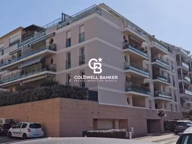 Appartement Saint-Raphaël - 3 chambres - 152m²
