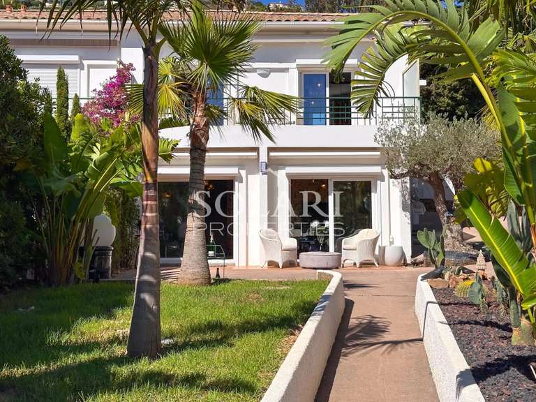 Appartement Saint-Raphaël - 2 chambres - 97m²
