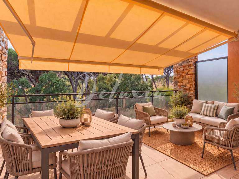 Appartement Saint-Raphaël - 2 chambres - 87m²