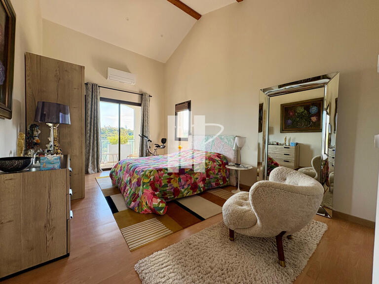 House Saint-Raphaël - 5 bedrooms - 270m²
