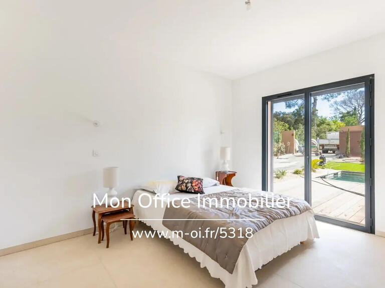 Maison Saint-Raphaël - 5 chambres - 291m²
