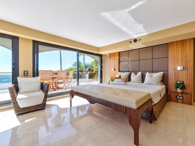 Maison Saint-Raphaël - 3 chambres - 224m²