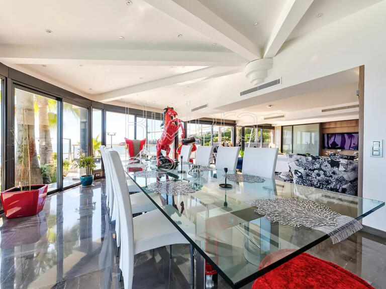 Maison Saint-Raphaël - 3 chambres - 224m²