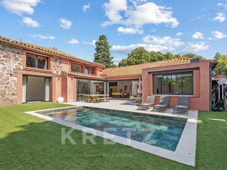 Maison Saint-Raphaël - 5 chambres - 280m²