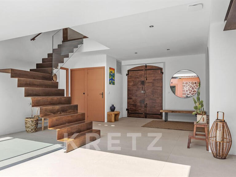 Maison Saint-Raphaël - 5 chambres - 280m²