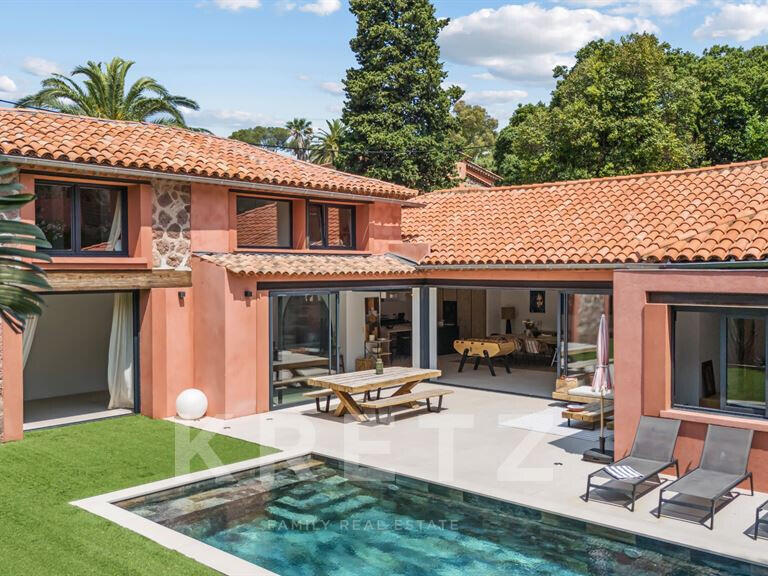 Maison Saint-Raphaël - 5 chambres - 280m²