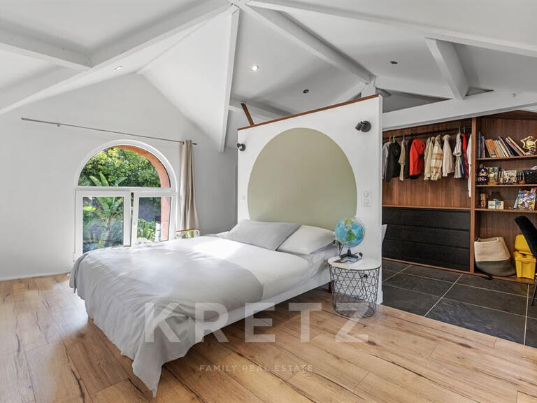 Maison Saint-Raphaël - 5 chambres - 280m²