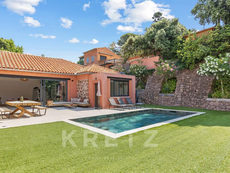Maison Saint-Raphaël - 5 chambres - 280m²
