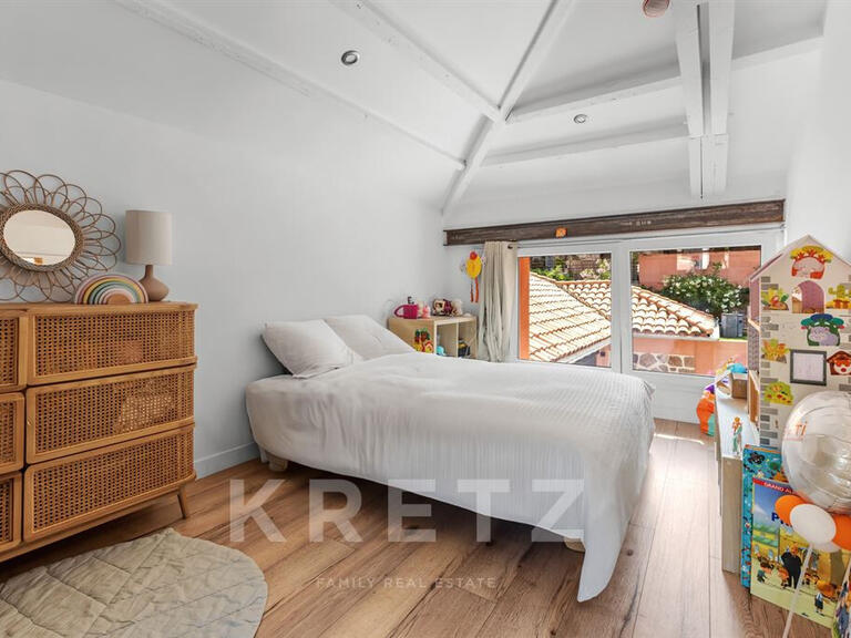 Maison Saint-Raphaël - 5 chambres - 280m²