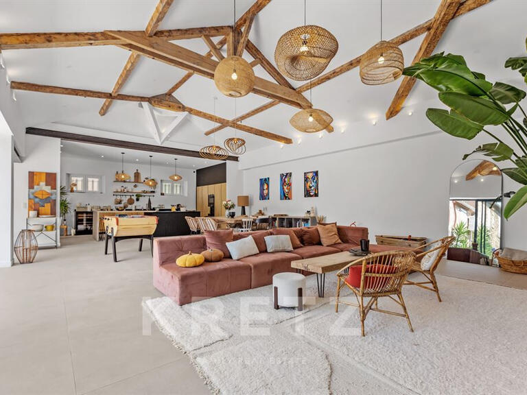 Maison Saint-Raphaël - 5 chambres - 280m²