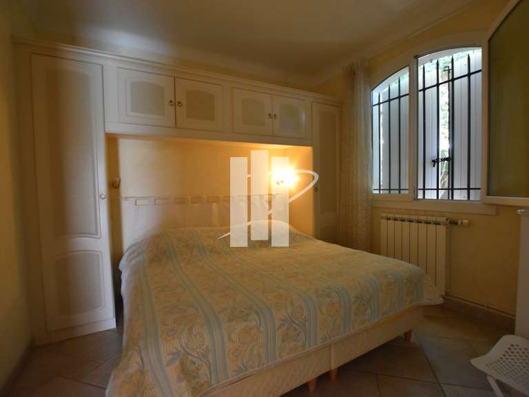 Maison Saint-Raphaël - 4 chambres - 132m²