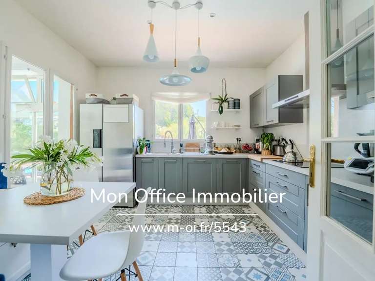 Maison Saint-Raphaël - 4 chambres - 130m²