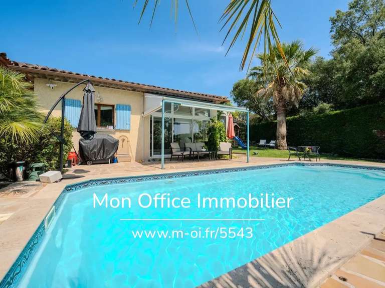 Maison Saint-Raphaël - 4 chambres - 130m²