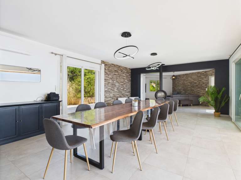 House Saint-Raphaël - 6 bedrooms - 420m²