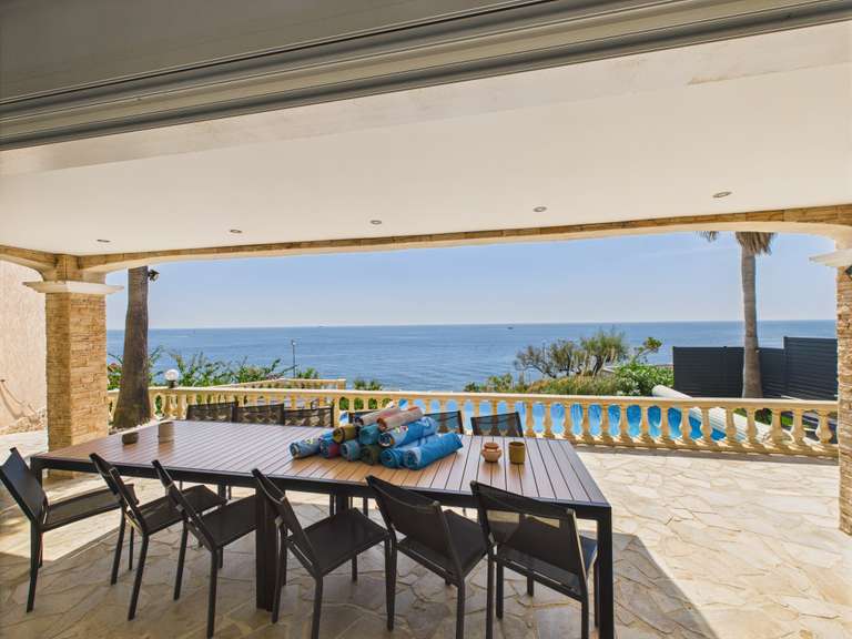 House Saint-Raphaël - 6 bedrooms - 420m²