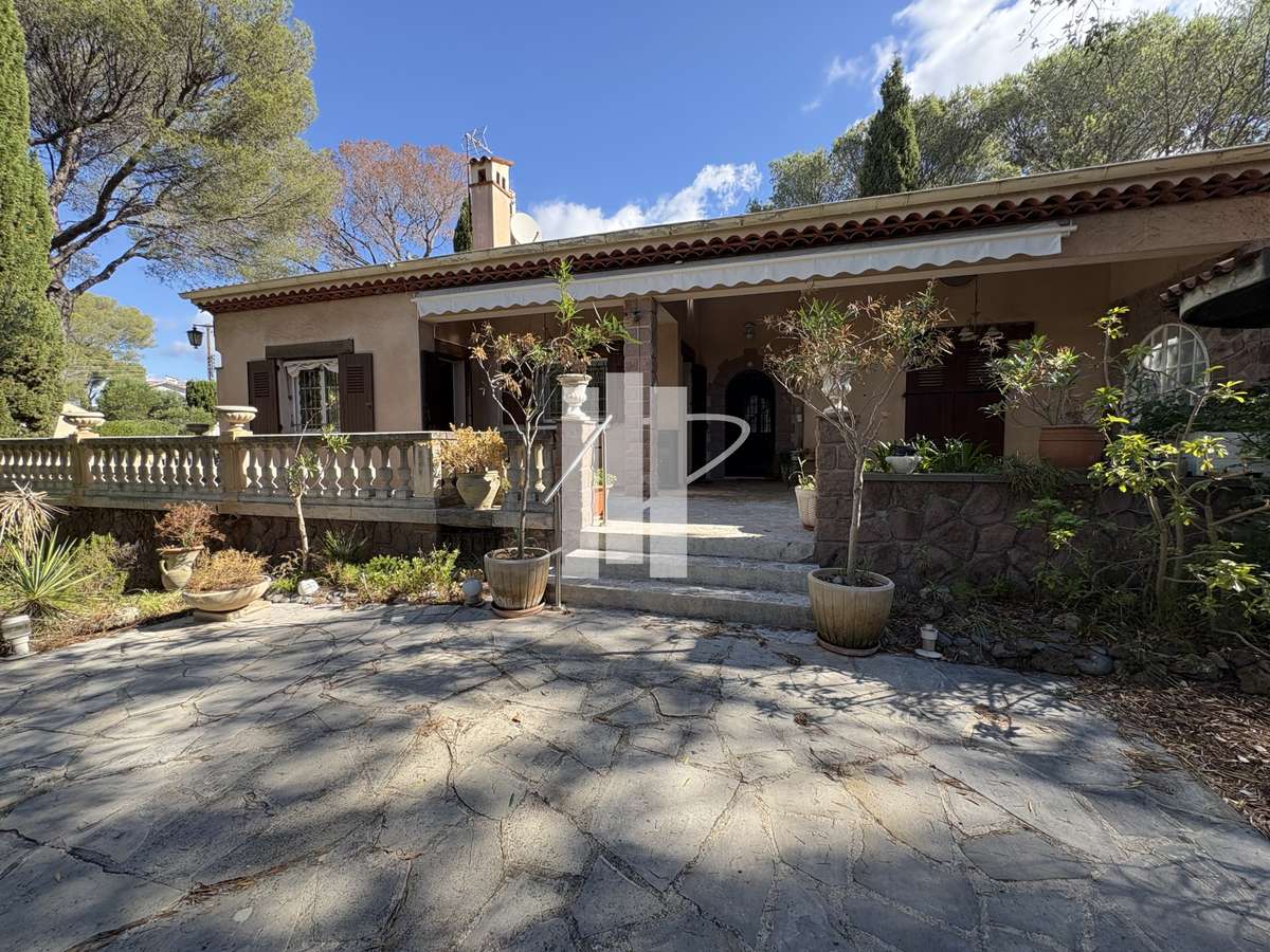 Maison Saint-Raphaël