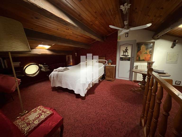 Maison Saint-Raphaël - 4 chambres - 205m²