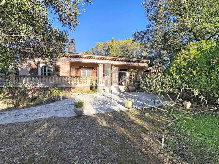 House Saint-Raphaël - 4 bedrooms - 142m²