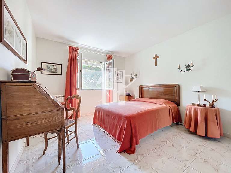 Maison Saint-Raphaël - 3 chambres - 126m²