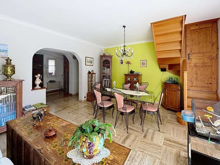 Maison Saint-Raphaël - 4 chambres - 192m²