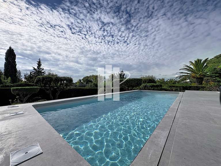 Maison Saint-Raphaël - 3 chambres - 120m²