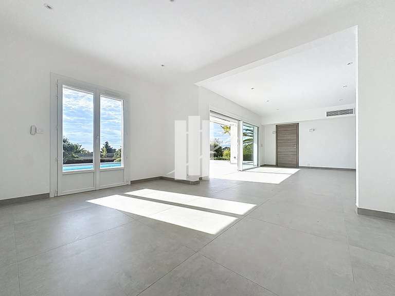 Maison Saint-Raphaël - 3 chambres - 120m²