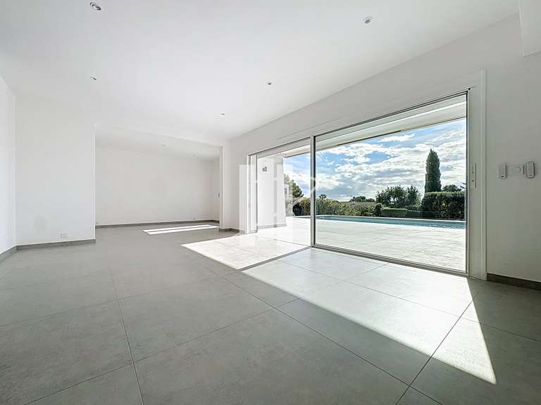 Maison Saint-Raphaël - 3 chambres - 120m²