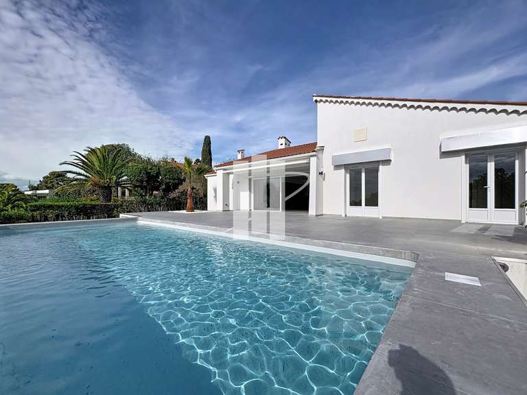 Maison Saint-Raphaël - 3 chambres - 120m²