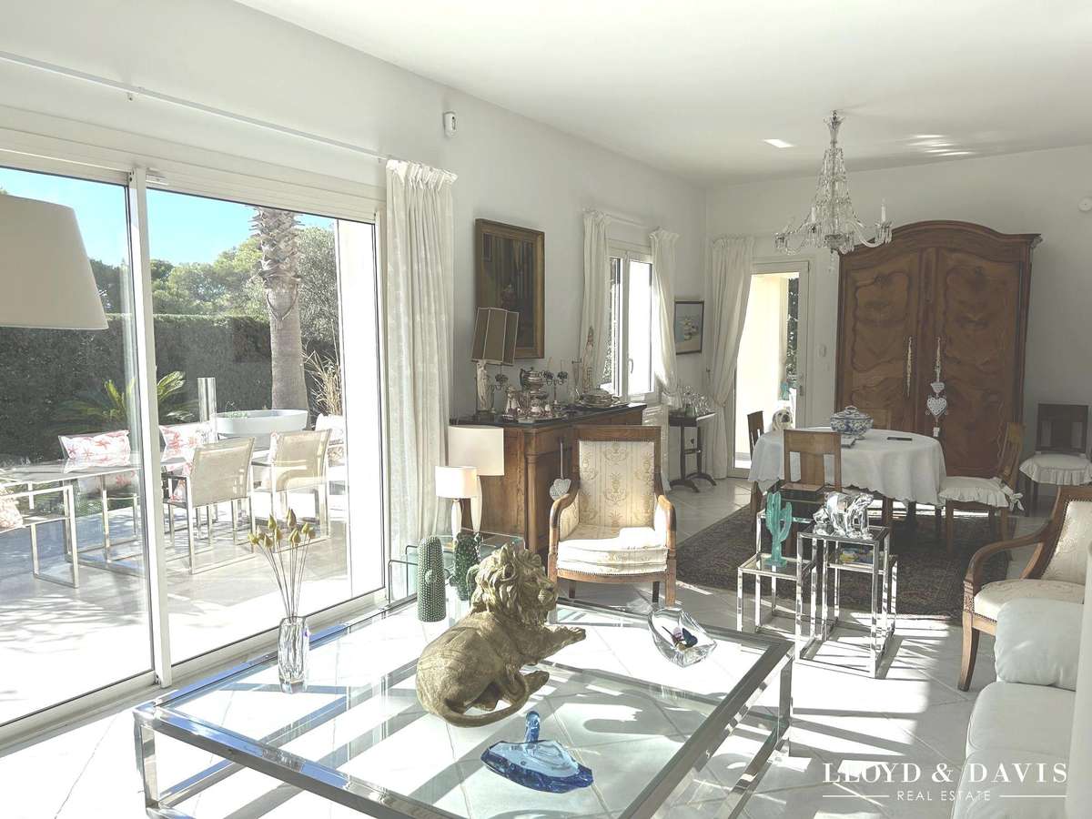 House Saint-Raphaël