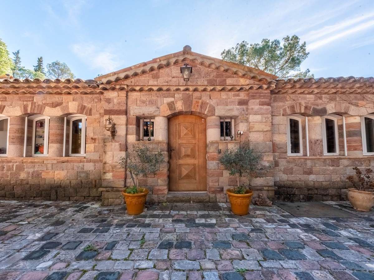 Maison Saint-Raphaël