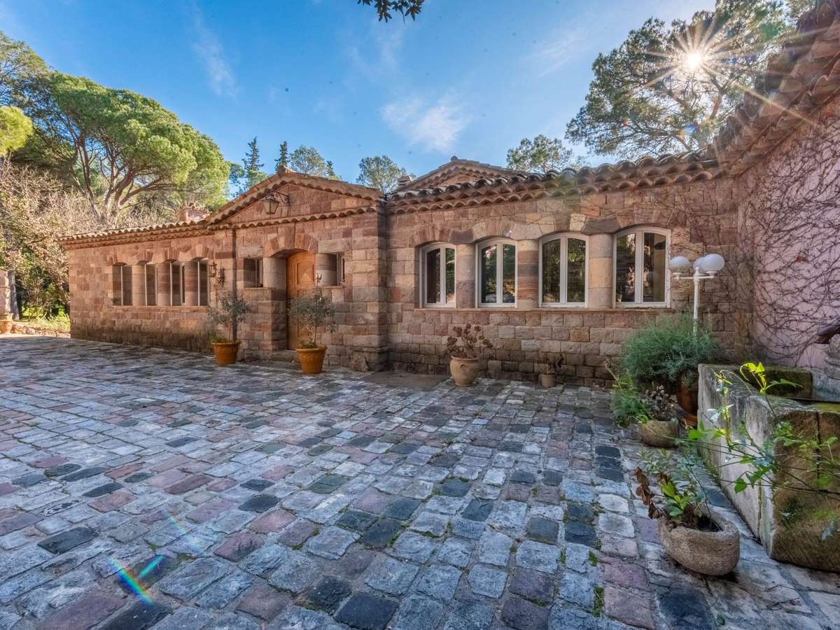 Maison Saint-Raphaël