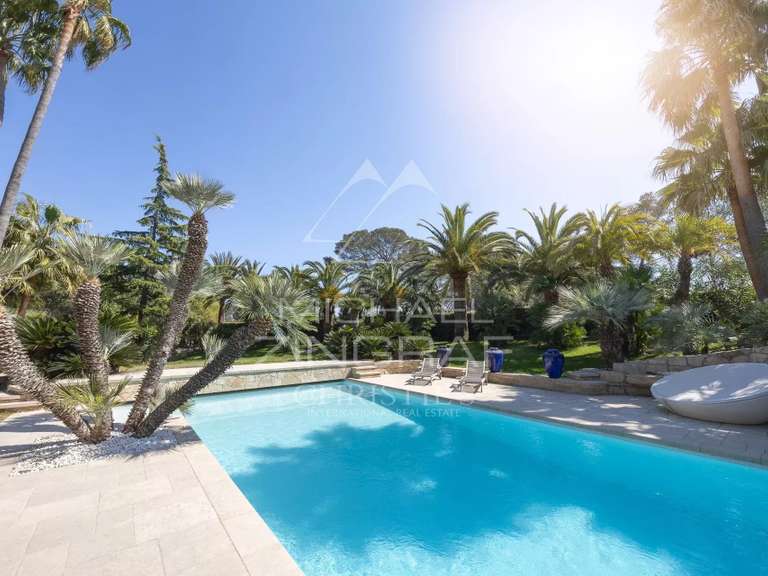 Maison Saint-Raphaël - 5 chambres - 440m²