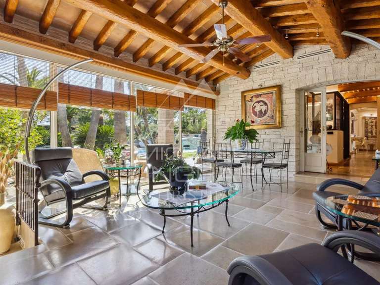 Maison Saint-Raphaël - 5 chambres - 440m²