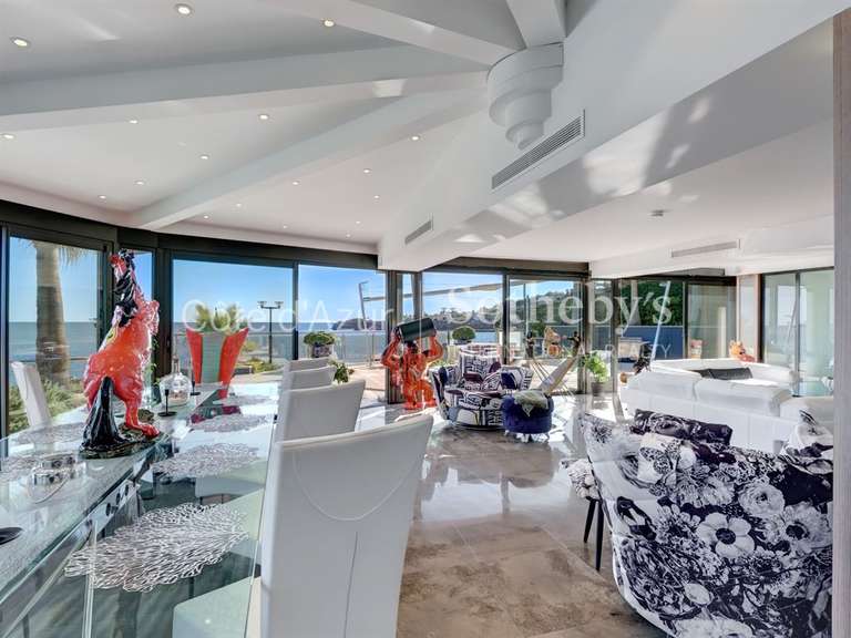 Maison Saint-Raphaël - 3 chambres - 224m²