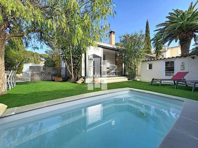 Maison Saint-Raphaël - 3 chambres - 75m²